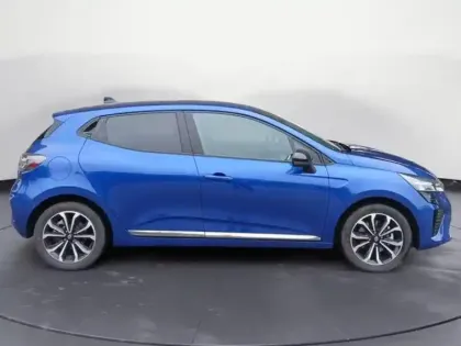 Photo 12 Renault Clio  1.6 E-Tech 145ch full hybrid Techno - 24