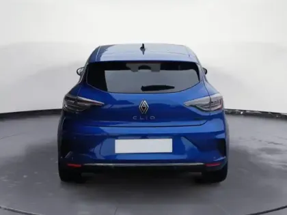 Photo 10 Renault Clio  1.6 E-Tech 145ch full hybrid Techno - 24