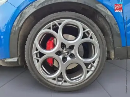 Photo 9 Alfa Romeo Tonale  1.5 Hybrid 130ch Edizione Speciale TCT