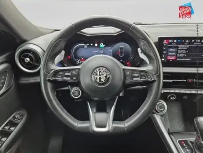 Photo 11 Alfa Romeo Tonale  1.5 Hybrid 130ch Edizione Speciale TCT