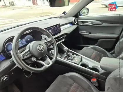 Photo 14 Alfa Romeo Tonale  1.5 Hybrid 130ch Edizione Speciale TCT