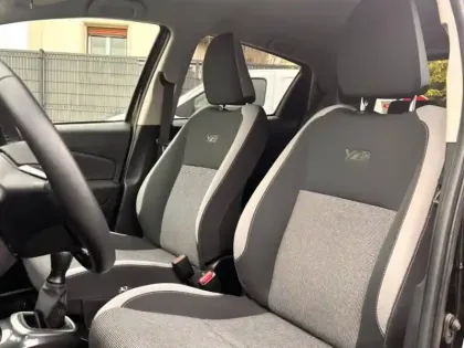 Photo 10 Toyota Yaris  70 VVT-i Ultimate 5p