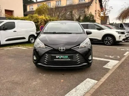 Photo 1 Toyota Yaris  70 VVT-i Ultimate 5p