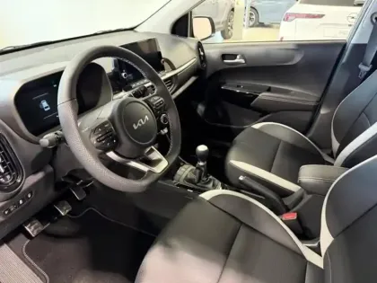 Photo 13 Kia Picanto  1.2 DPi 79ch GT-Line