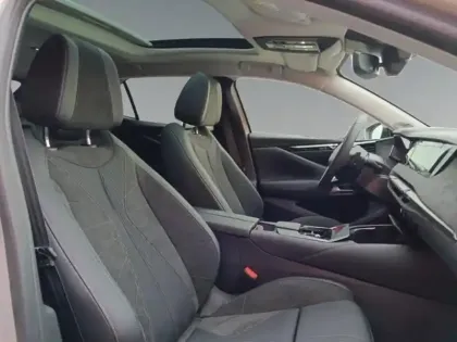 Photo 14 DS DS 4 N°4 E-TENSE 213ch Etoile