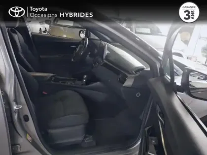 Photo 7 Toyota C-HR  122h Design 2WD E-CVT RC18