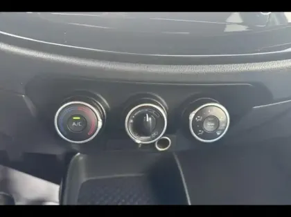 Photo 14 Toyota Aygo  X 1.0 VVT-i 72ch Design