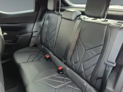 Photo 12 DS DS 3  1.2 T Hybrid 136 Cuir Performance Line BVA