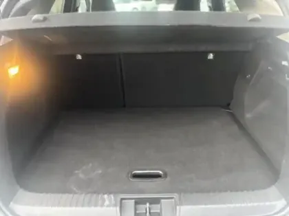 Photo 12 Renault Captur  1.3 TCe mild hybrid 140ch Techno