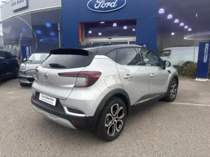Photo 4 Renault Captur  1.3 TCe mild hybrid 140ch Techno