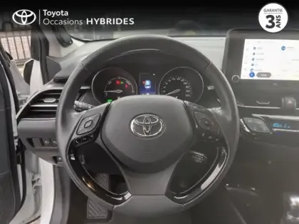 Photo 12 Toyota C-HR  184h Collection 2WD E-CVT MY22