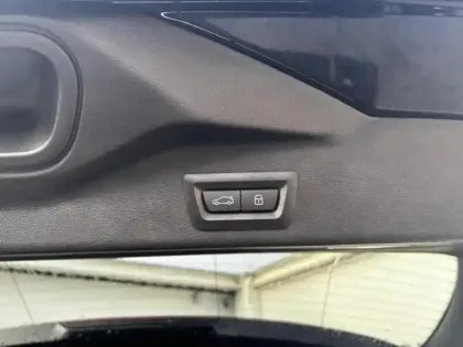 Photo 11 BMW X5  xDrive50e 489ch M Sport