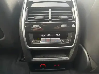 Photo 12 BMW X5  xDrive50e 489ch M Sport