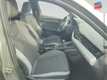 Photo 4 Audi A1  Sportback 35 TFSI 150ch S line S tronic 7 Camera