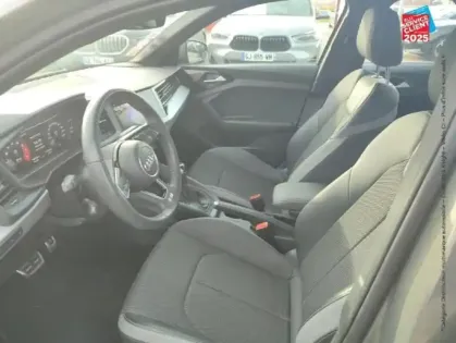 Photo 14 Audi A1  Sportback 35 TFSI 150ch S line S tronic 7 Camera