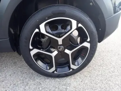 Photo 7 Citroën C3  1.2 Turbo 100ch PLUS