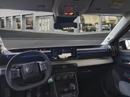 Photo 8 Citroën C3  1.2 Turbo 100ch PLUS