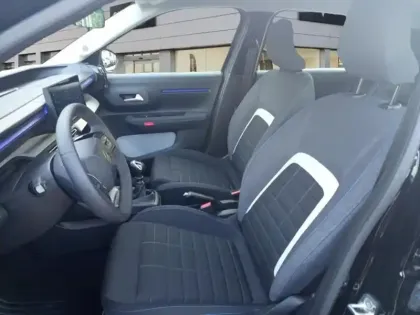 Photo 9 Citroën C3  1.2 Turbo 100ch PLUS