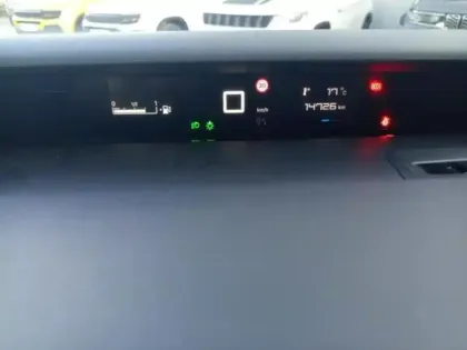 Photo 11 Citroën C3  1.2 Turbo 100ch PLUS