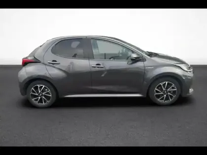 Photo 6 Toyota Yaris  116h Design 5p