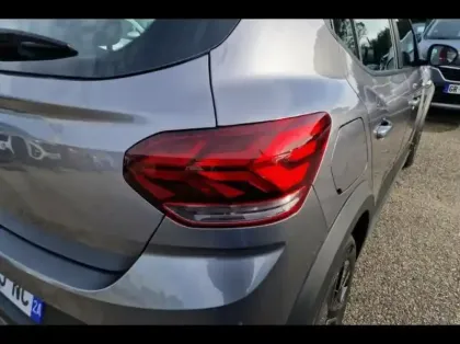 Photo 13 Dacia Sandero  1.0 ECO-G 100ch Stepway Expression -24