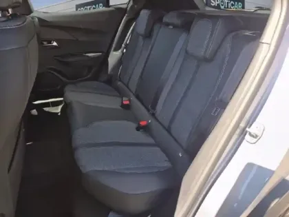 Photo 10 Peugeot 2008 Gén. II Ph2 Allure 5