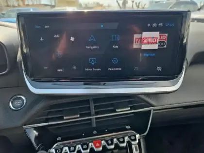 Photo 14 Peugeot 2008 Gén. II Ph2 Allure 5