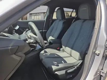 Photo 9 Peugeot 2008 Gén. II Ph2 Allure 5