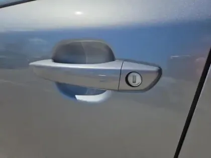 Photo 11 Peugeot 2008 Gén. II Ph2 Allure 5