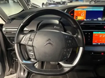 Photo 12 Citroën C4 Picasso Grand C4 SpaceTourer BlueHDi 130ch S&S Shine Pack EAT8 E6.d