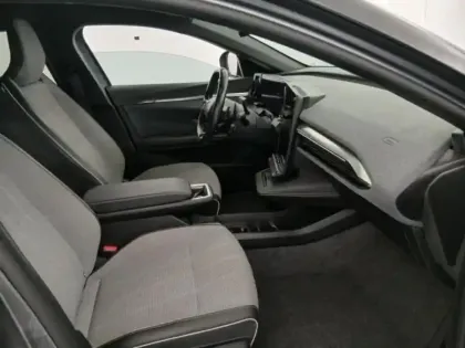 Photo 13 Renault Megane  E-Tech Electric EV60 220ch Techno super charge