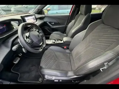 Photo 9 Peugeot 2008  1.2 Hybrid 136ch GT e-DCS6