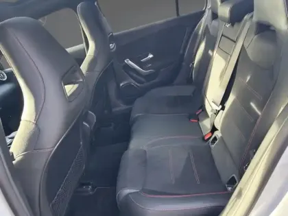 Photo 11 Mercedes Classe A 220 d AMG Line Toit Ouvrant Full Led