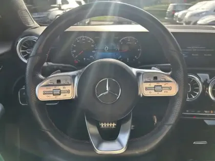 Photo 14 Mercedes Classe A 220 d AMG Line Toit Ouvrant Full Led