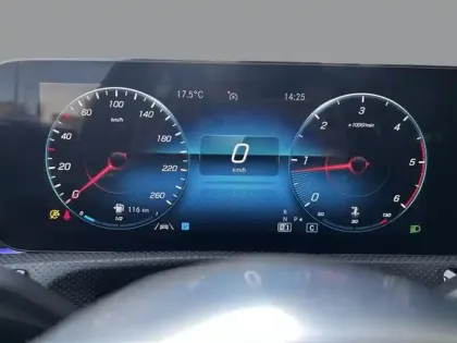 Photo 29 Mercedes Classe A 220 d AMG Line Toit Ouvrant Full Led