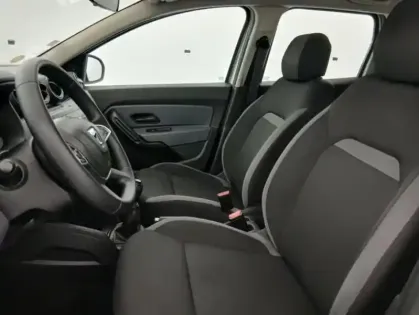 Photo 13 Dacia Duster Blue dCi 115 4x2 Essentiel