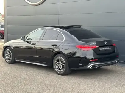Photo 2 Mercedes Classe C Berline 300 de AMG line
