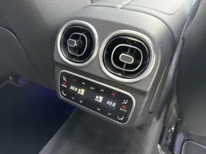 Photo 15 Mercedes Classe C Berline 300 de AMG line