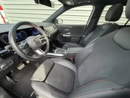 Photo 10 Mercedes GLA 250 e AMG Line