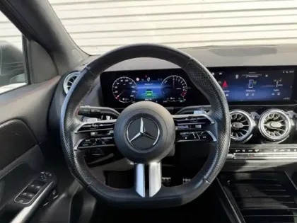 Photo 18 Mercedes GLA 250 e AMG Line