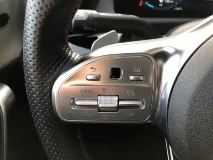 Photo 18 Mercedes CLA Coupé 250 e AMG Line