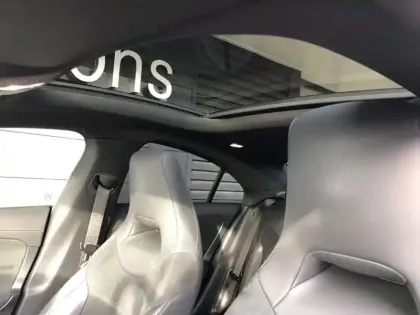 Photo 15 Mercedes CLA Coupé 250 e AMG Line