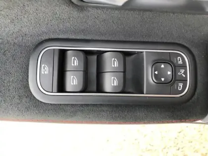 Photo 16 Mercedes CLA Coupé 250 e AMG Line