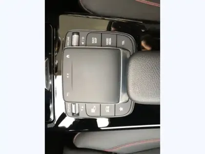 Photo 24 Mercedes CLA Coupé 250 e AMG Line