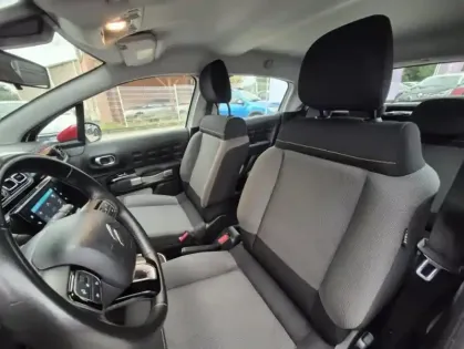 Photo 15 Citroën C3 III PureTech 110 S&amp;S EAT6 Shine