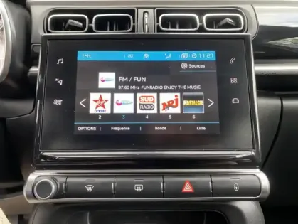 Photo 25 Citroën C3 III PureTech 110 S&amp;S EAT6 Shine