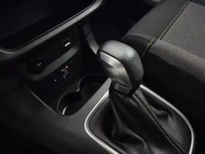 Photo 4 Citroën C3 III PureTech 110 S&amp;S EAT6 Shine