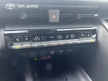 Photo 16 Toyota C-HR 2.0 PHEV 225 RECHARGEABLE DESIGN PACK CONFORT 2.