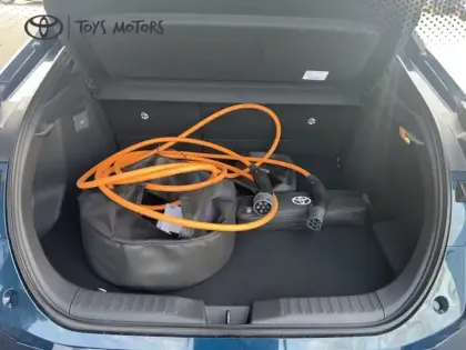 Photo 9 Toyota C-HR 2.0 PHEV 225 RECHARGEABLE DESIGN PACK CONFORT 2.