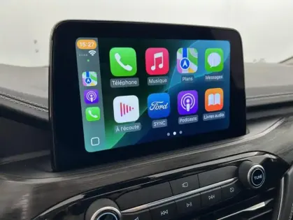 Photo 15 Ford Kuga 2.5 Duratec 190ch FHEV Vignale BVA + Toit ouvrant + Attelage